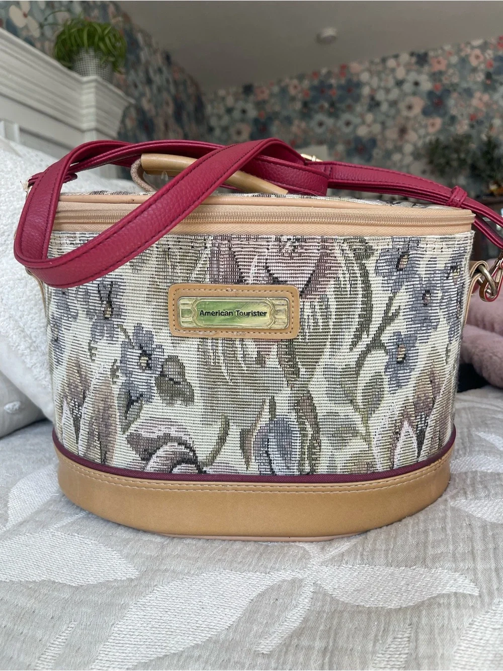 Vintage American Tourister Floral Tapestry Train Case in Beige